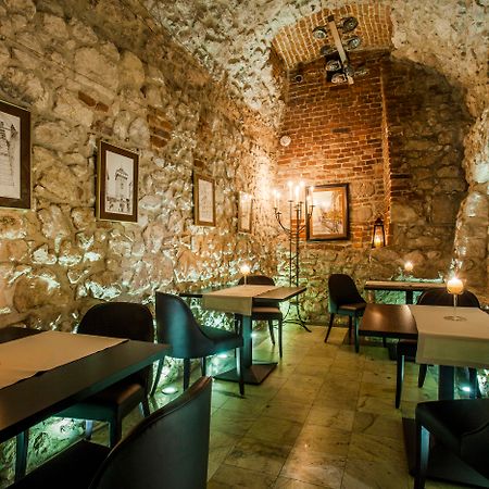 Hotel Senacki Krasków Εξωτερικό φωτογραφία