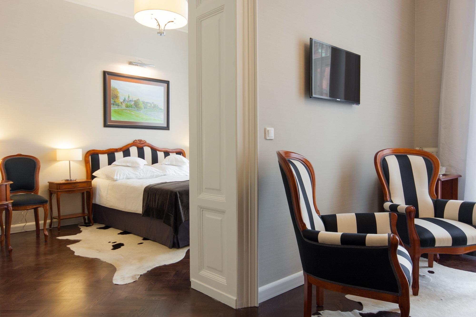 Hotel Senacki Krasków Εξωτερικό φωτογραφία