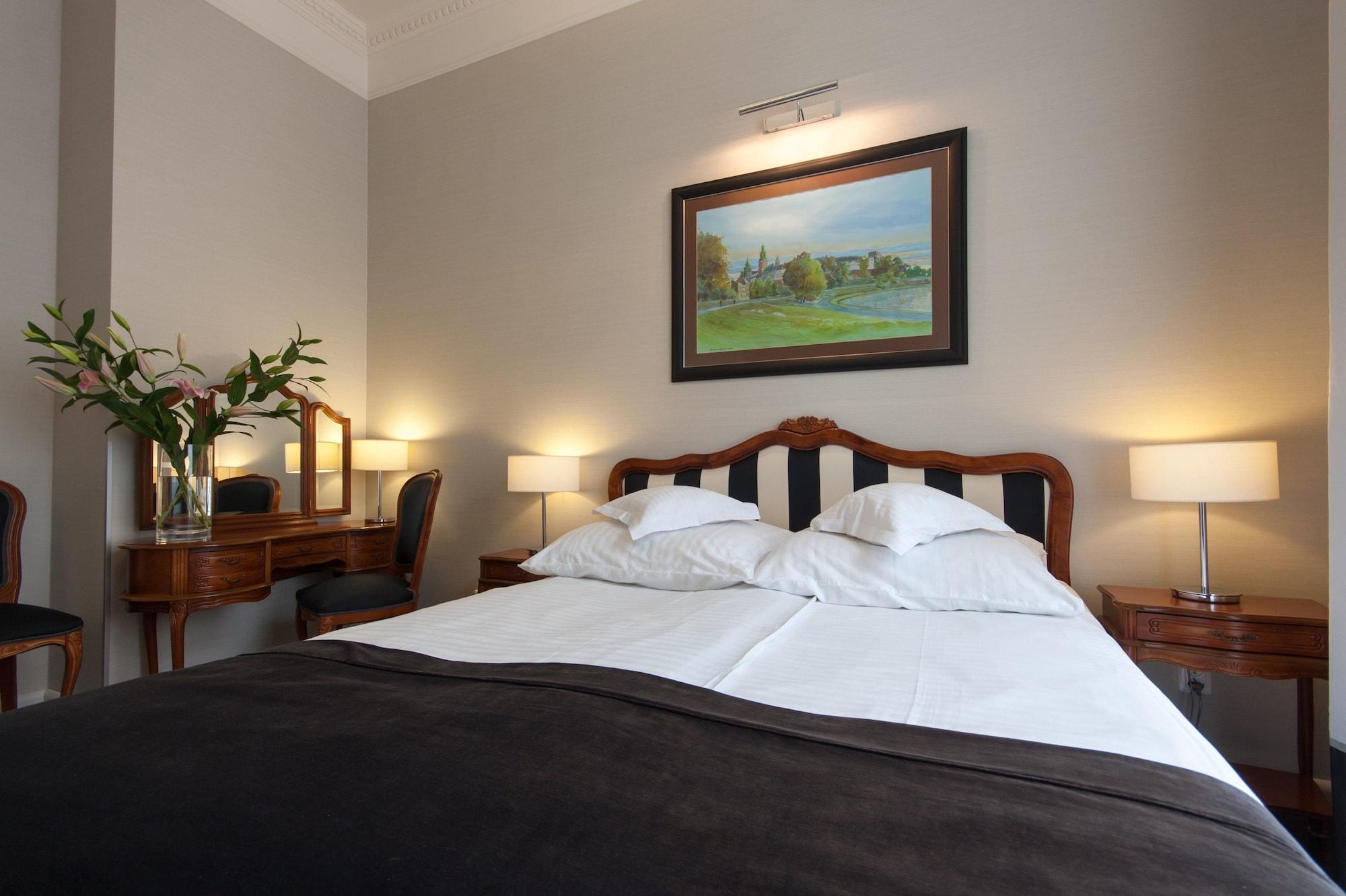 Hotel Senacki Krasków Εξωτερικό φωτογραφία