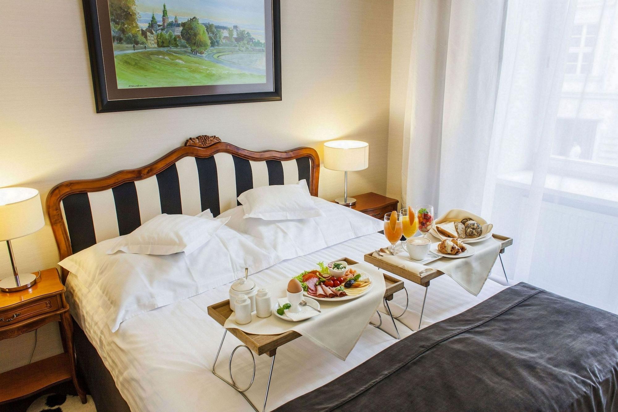 Hotel Senacki Krasków Εξωτερικό φωτογραφία