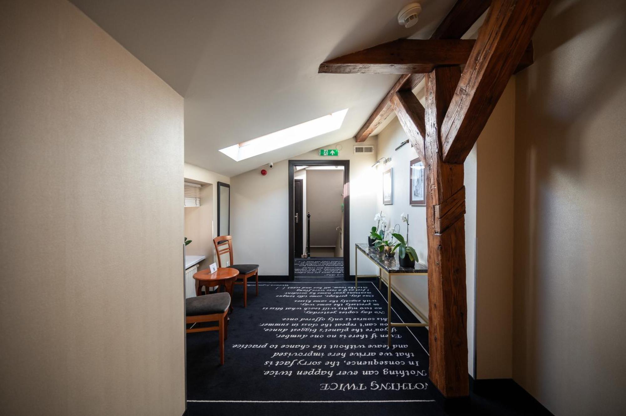 Hotel Senacki Krasków Εξωτερικό φωτογραφία