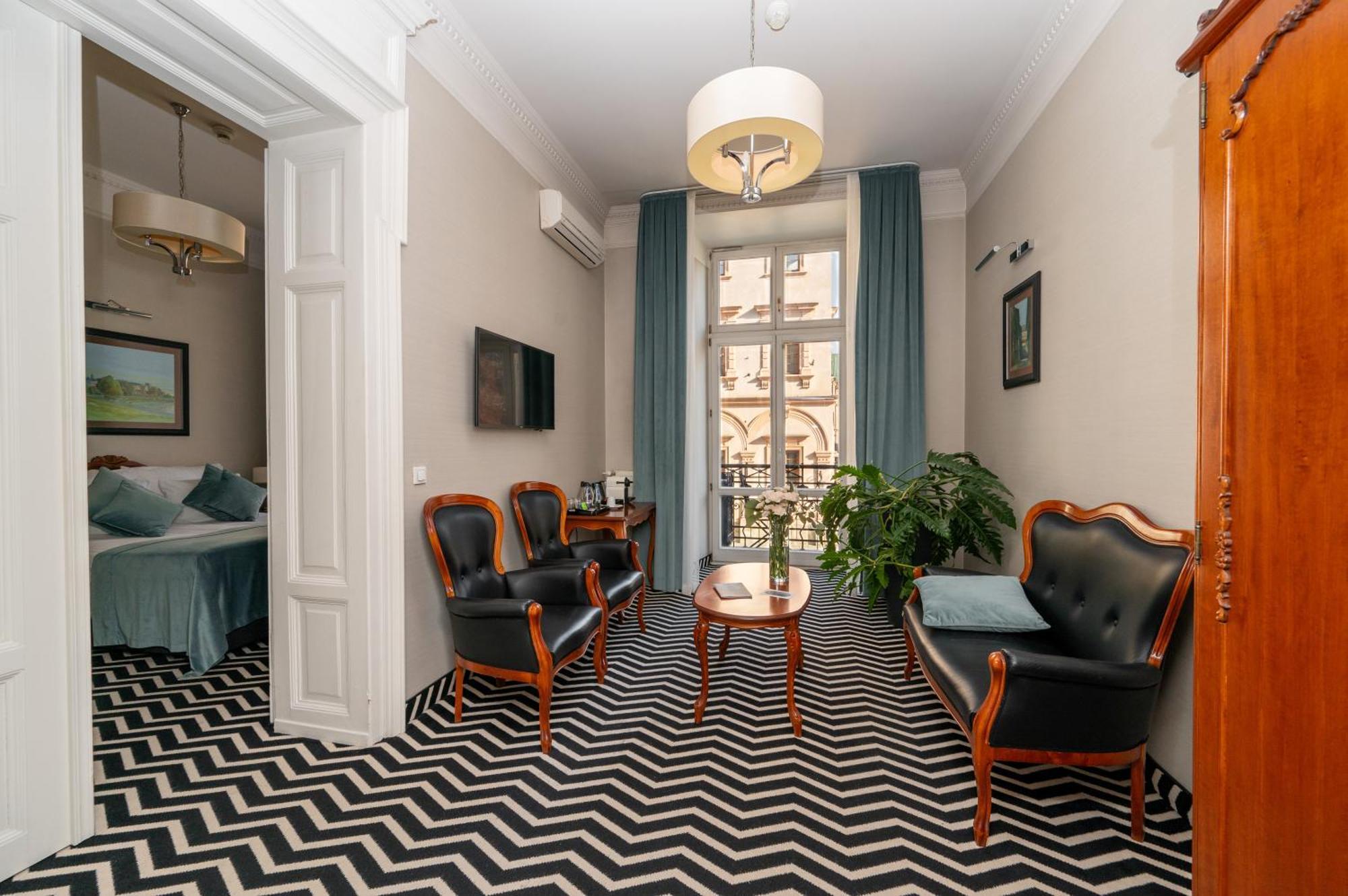 Hotel Senacki Krasków Εξωτερικό φωτογραφία